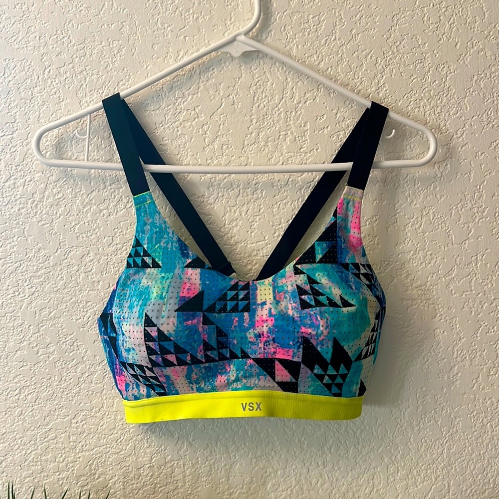 Like New! VS Sports Bra 34C